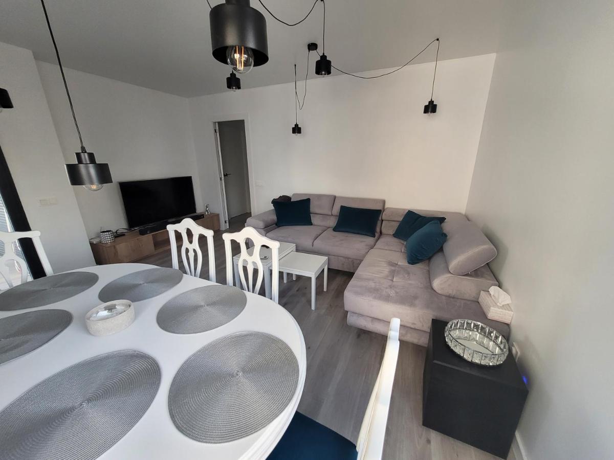 Apartamentos Sabinillas San Luis de Sabinillas Dış mekan fotoğraf